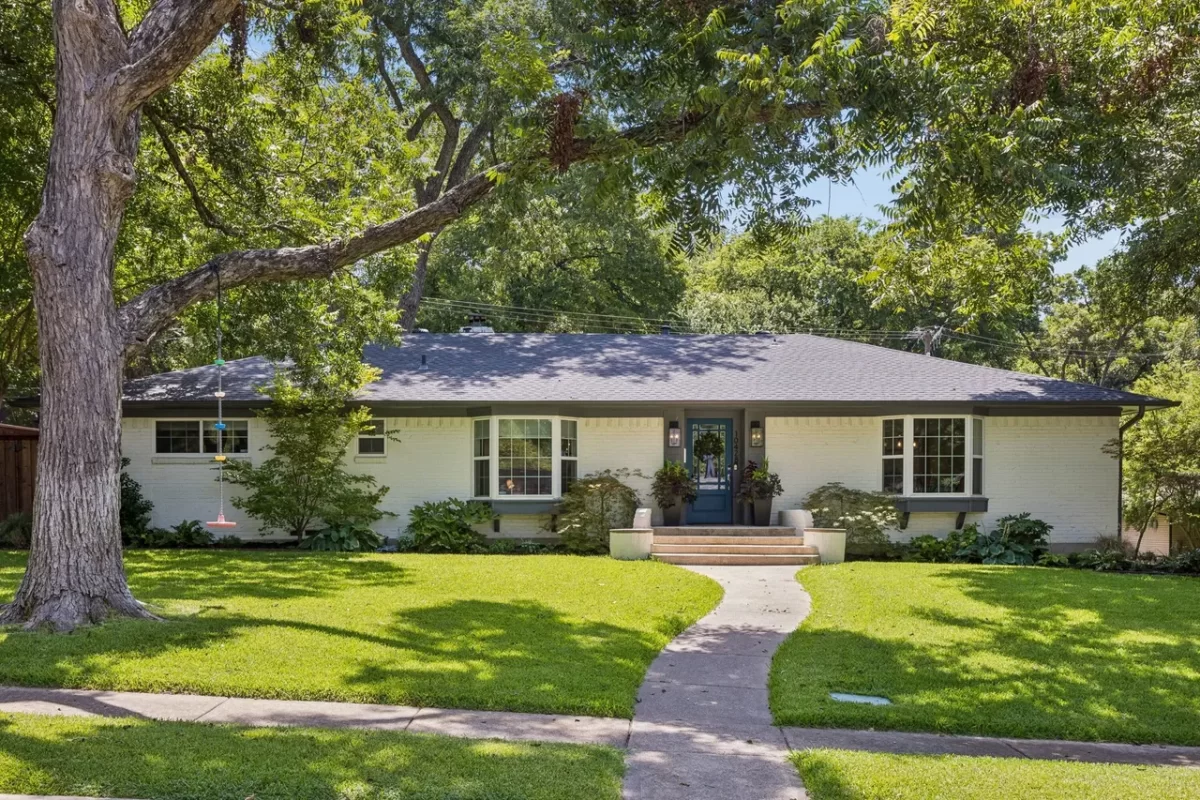 4BR House for Sale in Dallas, TX