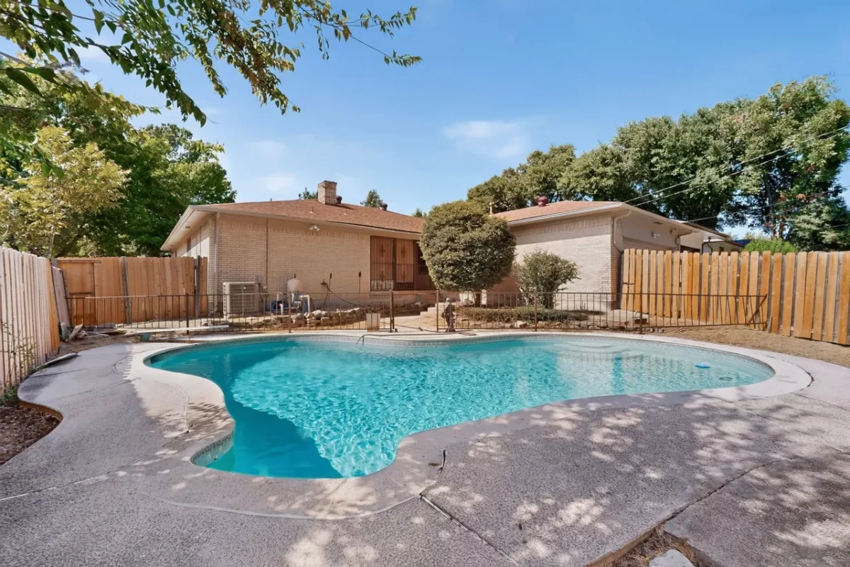 4BR House for Sale in Dallas, TX