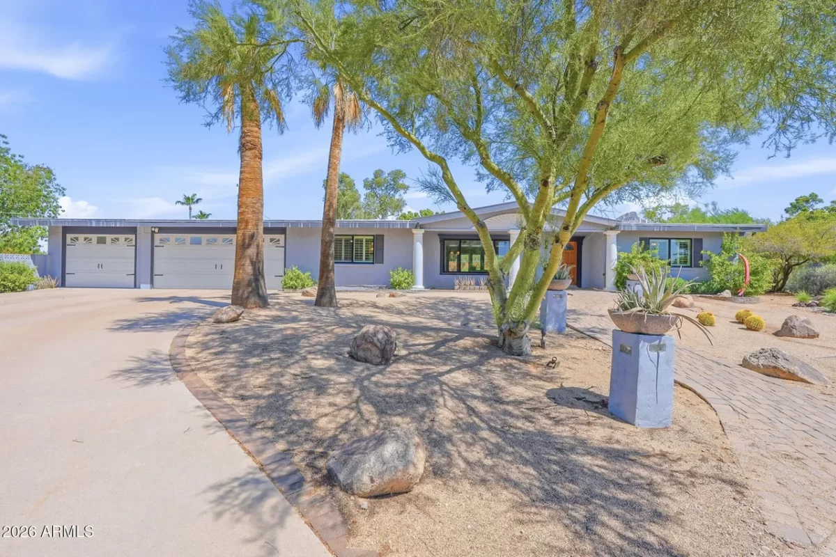 4BR House for Sale in Phoenix, AZ