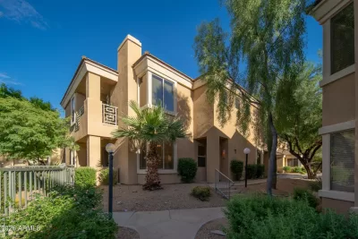 2BR Townhouse for Sale in Phoenix, AZ