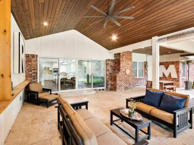 4BR House for Sale in Dallas, TX