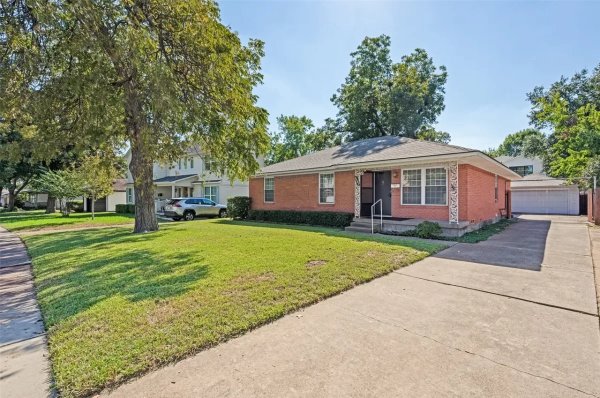 3BR House for Sale in Dallas, TX
