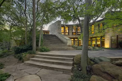 5BR House for Sale in Dallas, TX
