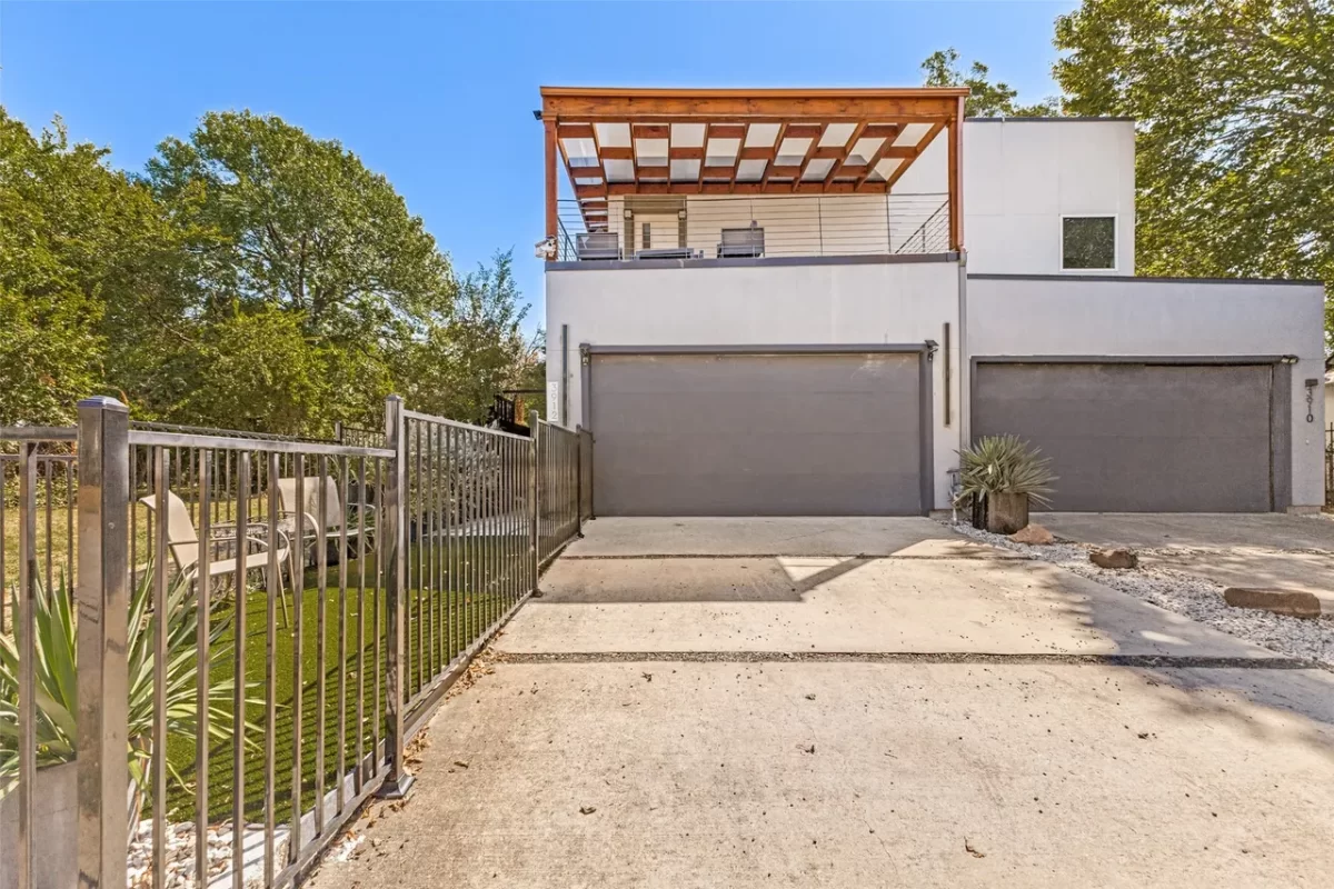 3BR House for Sale in Dallas, TX
