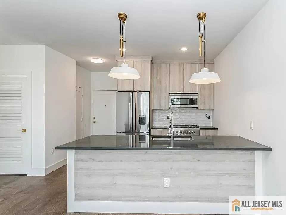 1BR Apartment for Rent in Jersey City, NJ