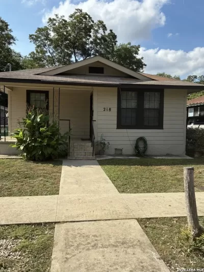 2BR House for Sale in San Antonio, TX