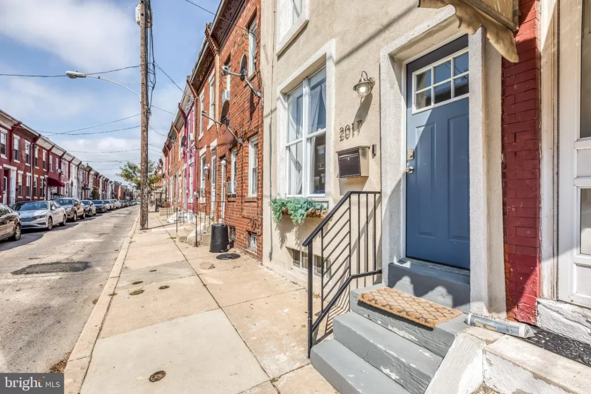 3BR Townhouse for Sale in Philadelphia, PA