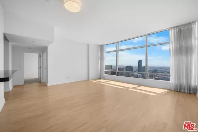 2BR Condo for Rent in Los Angeles, CA