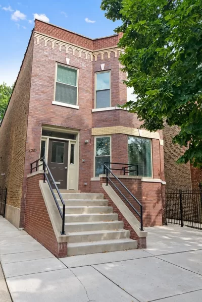 2BR Condo for Rent in Chicago, IL
