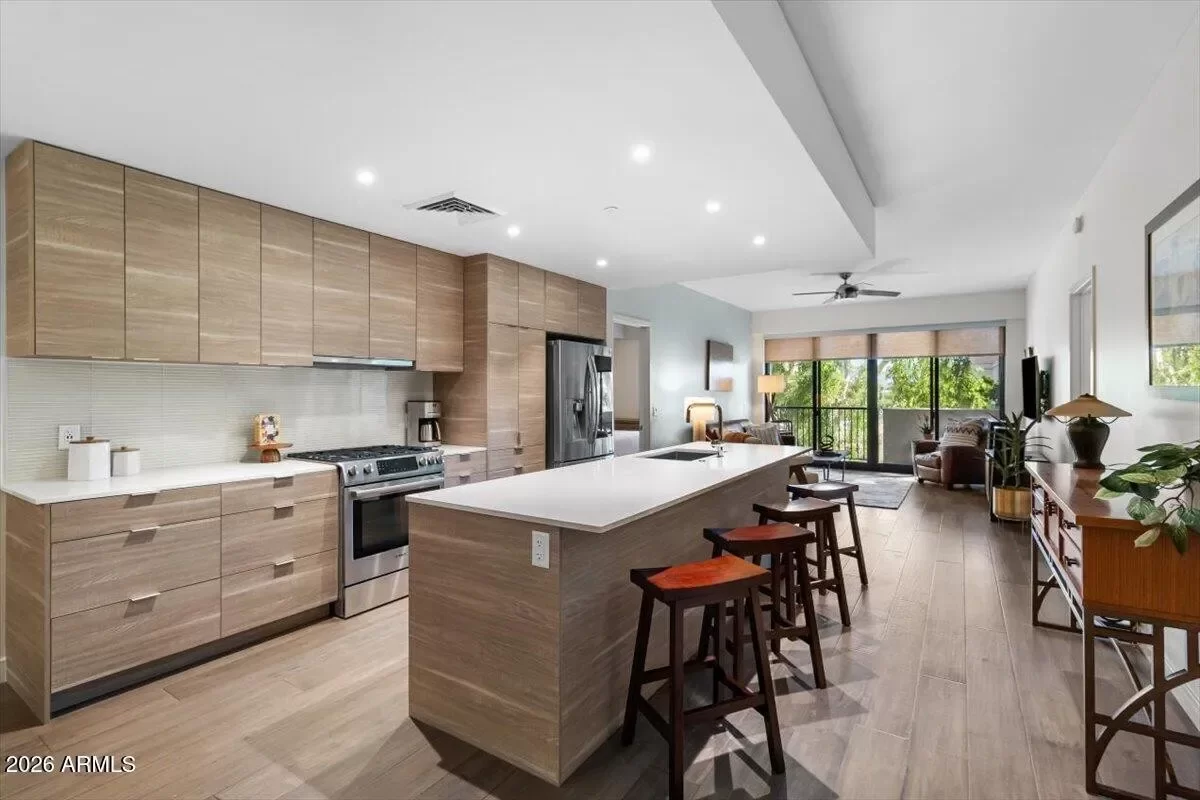 2BR Condo for Sale in Phoenix, AZ