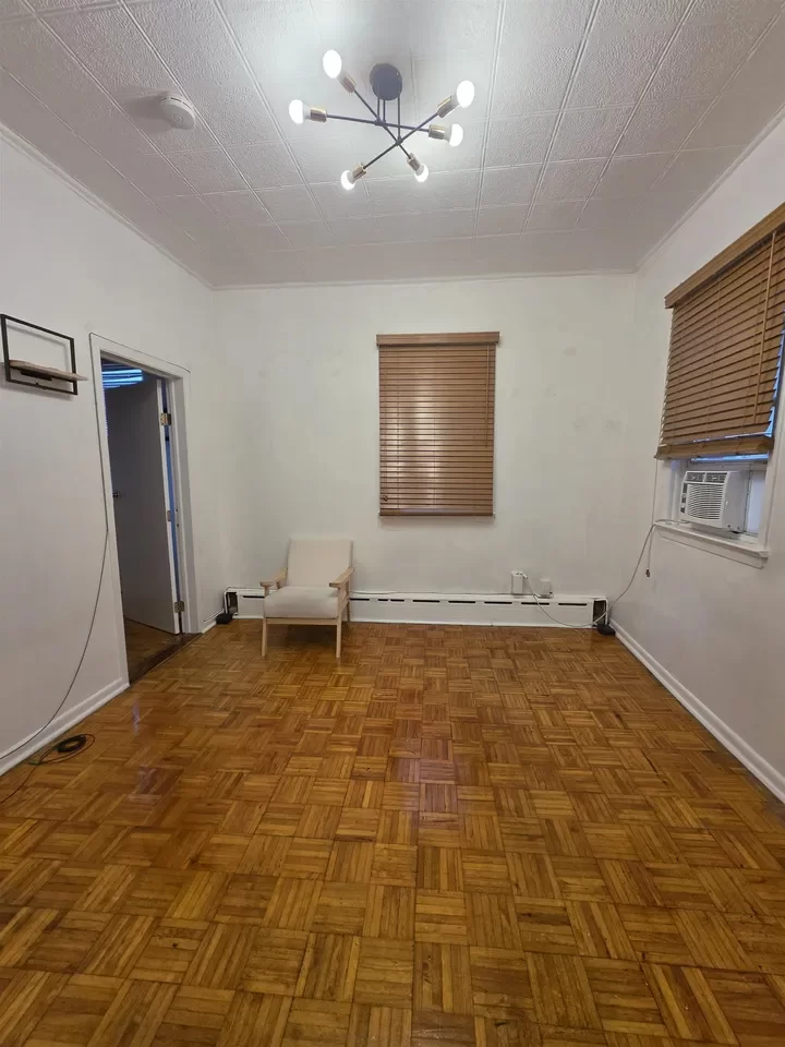 2BR Apartment for Rent in Jersey City, NJ