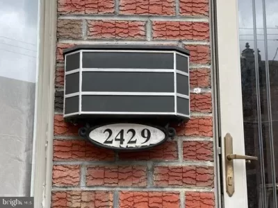2BR Townhouse for Rent in Philadelphia, PA