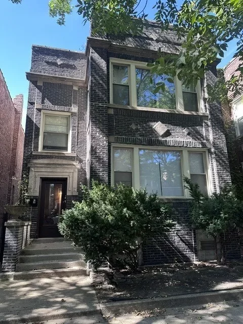 2BR Apartment for Rent in Chicago, IL
