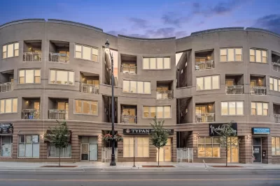 3BR Condo for Sale in Chicago, IL