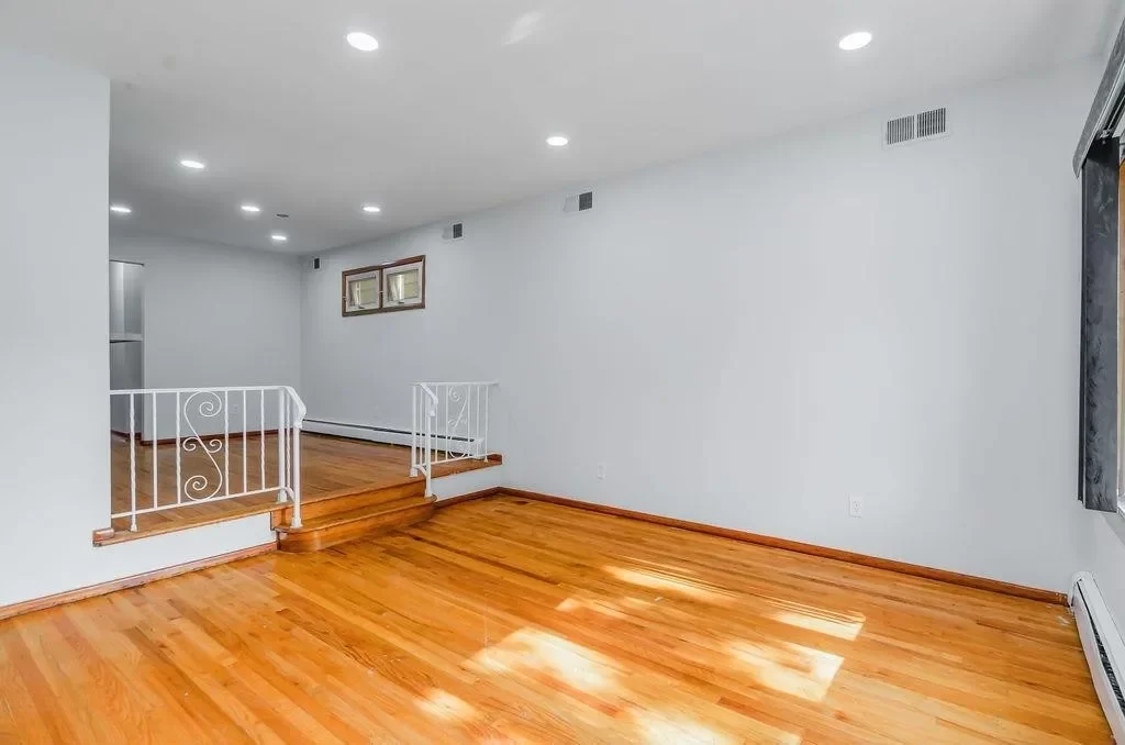 3BR Multi-Family for Rent in Bayonne, NJ