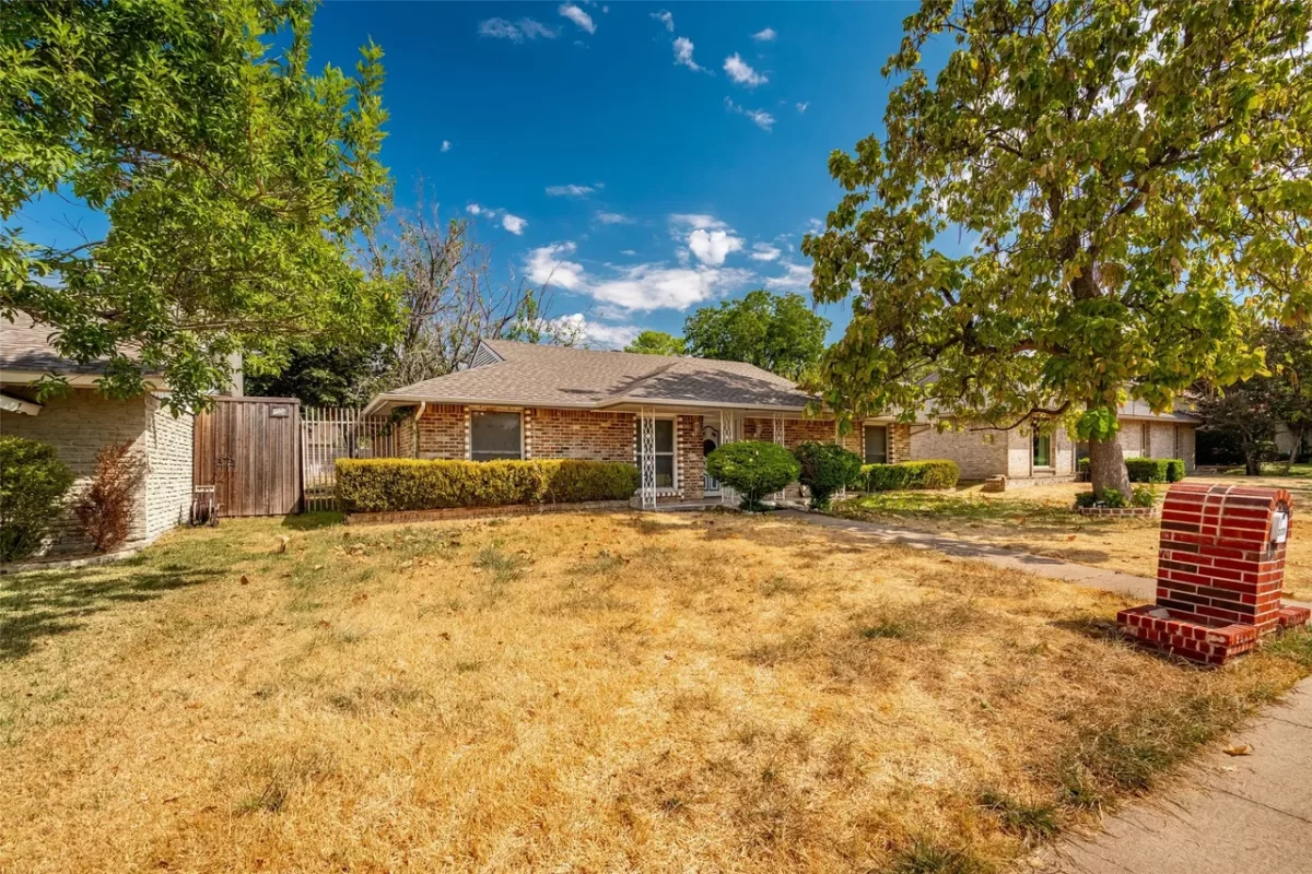 4BR House for Sale in Dallas, TX