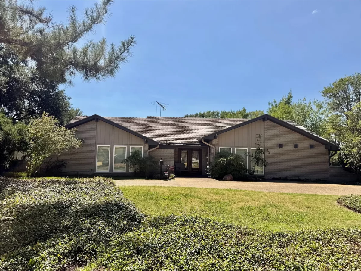 4BR House for Sale in Dallas, TX