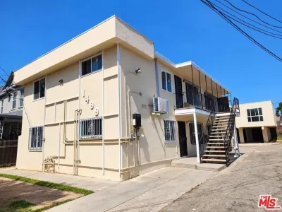 2BR House for Rent in Los Angeles, CA