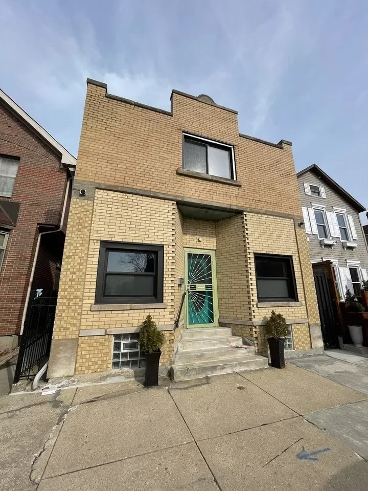 2BR Apartment for Rent in Chicago, IL