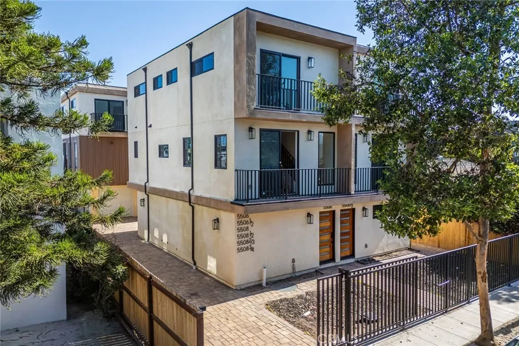 4BR House for Rent in Los Angeles, CA