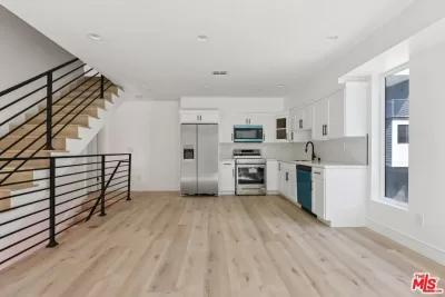 5BR Townhouse for Rent in Los Angeles, CA
