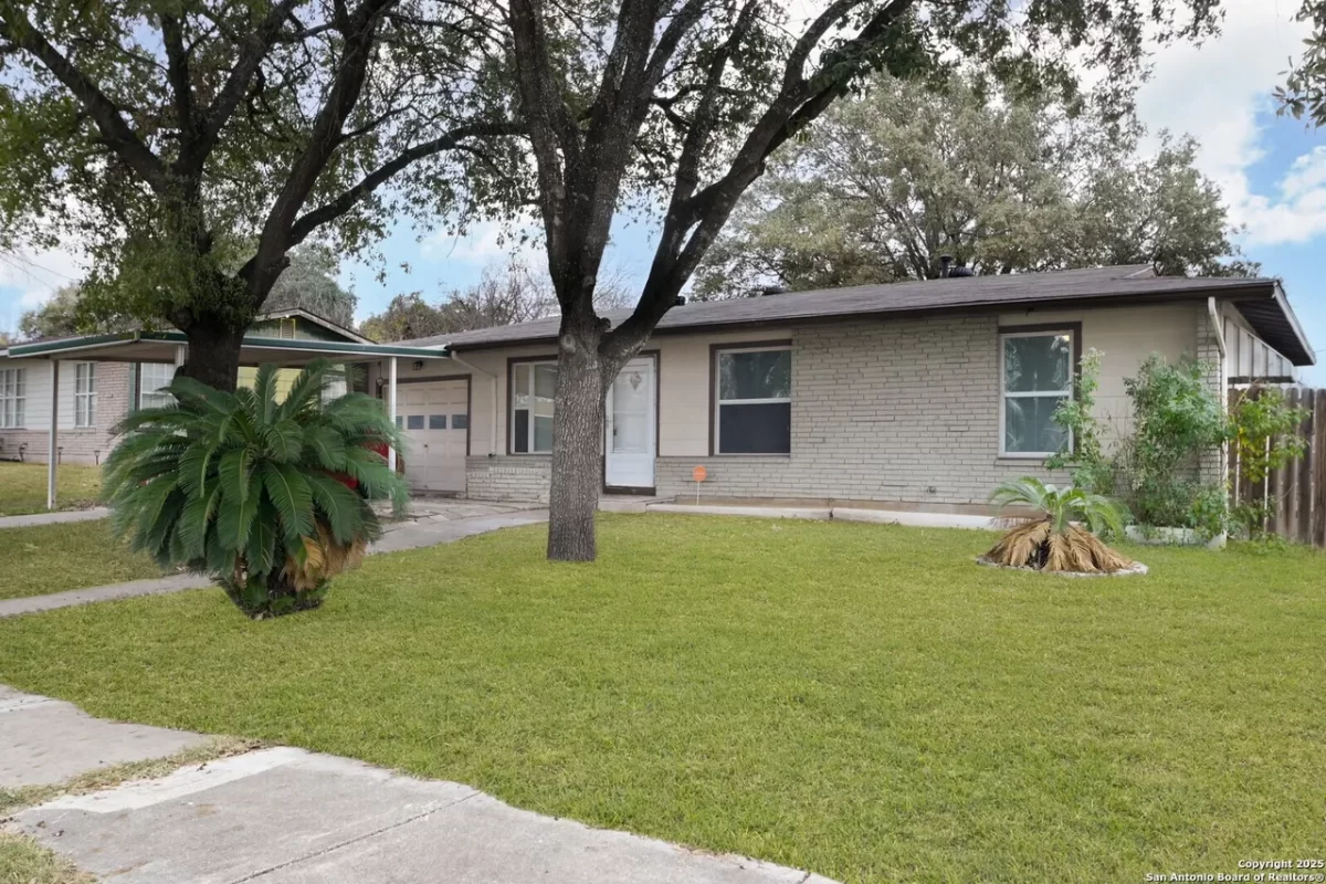 3BR House for Sale in San Antonio, TX