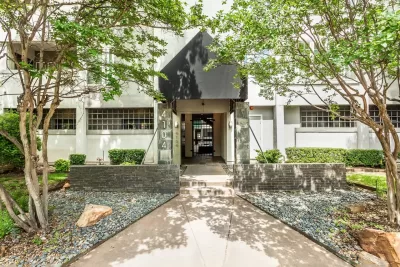 2BR Condo for Sale in Dallas, TX