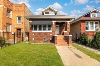 6BR House for Sale in Chicago, IL