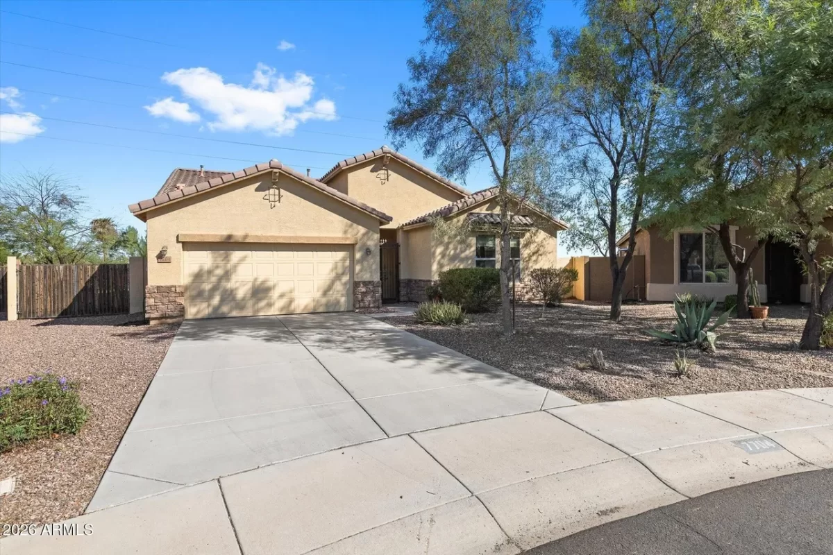4BR House for Sale in Phoenix, AZ
