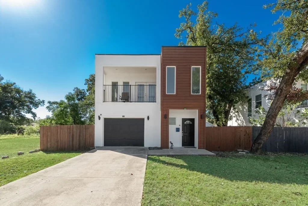 3BR House for Sale in Dallas, TX