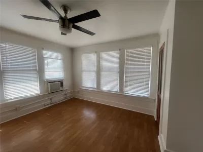 Studio Apartment for Rent in Dallas, TX