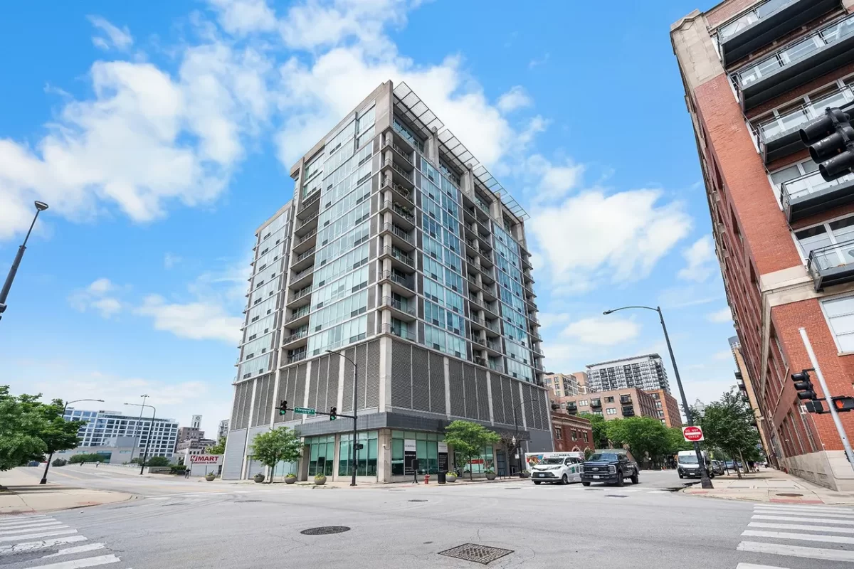 2BR Condo for Rent in Chicago, IL