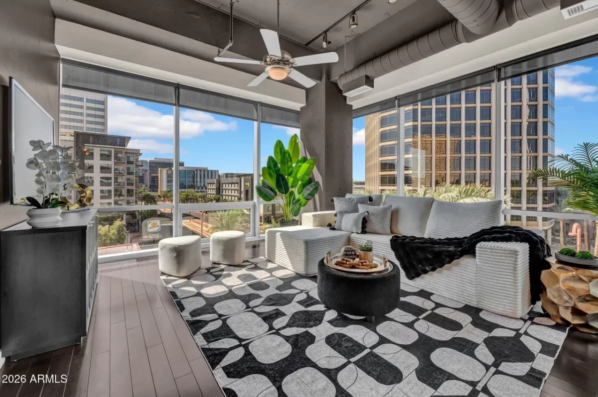 2BR Condo for Sale in Phoenix, AZ