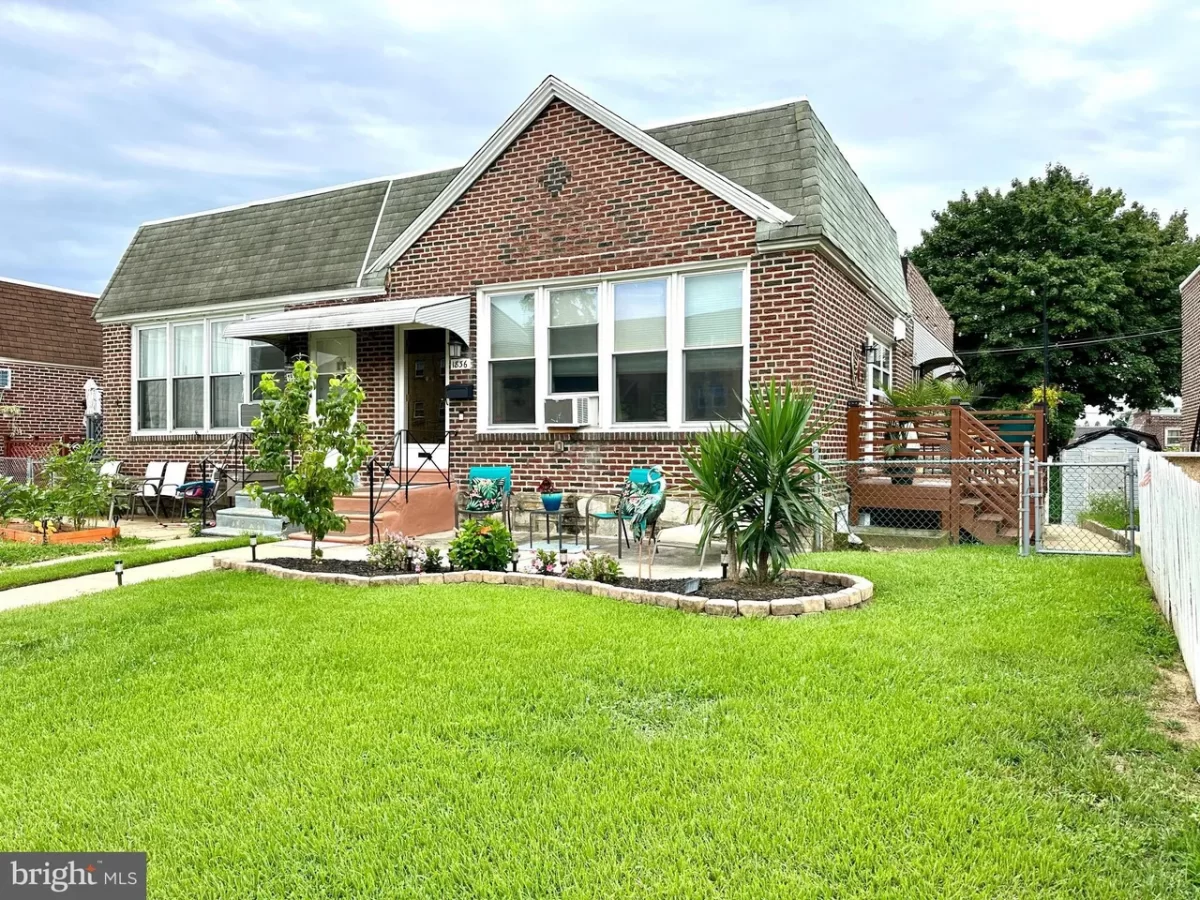 3BR Townhouse for Sale in Philadelphia, PA