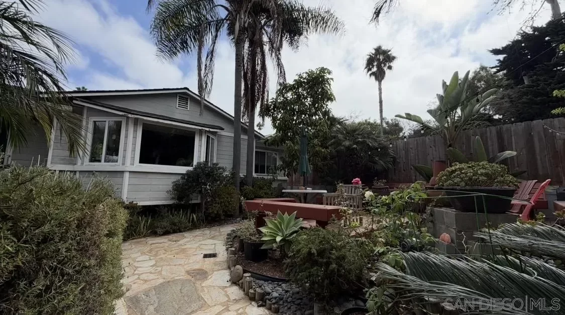 4BR House for Sale in San Diego, CA