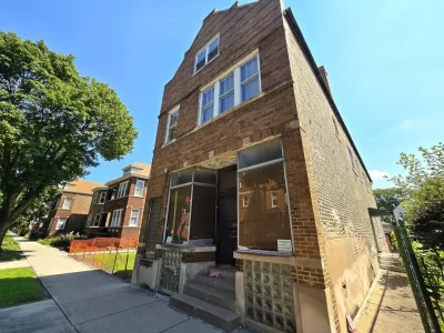 7BR Multi-Family for Sale in Chicago, IL
