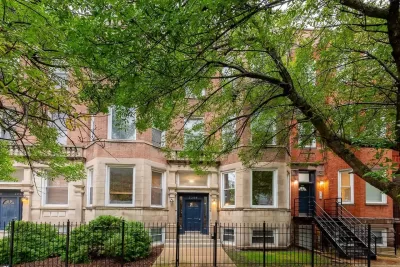 2BR Condo for Rent in Chicago, IL