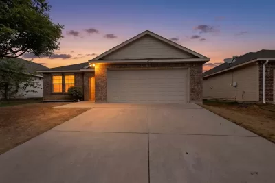 4BR House for Sale in Dallas, TX