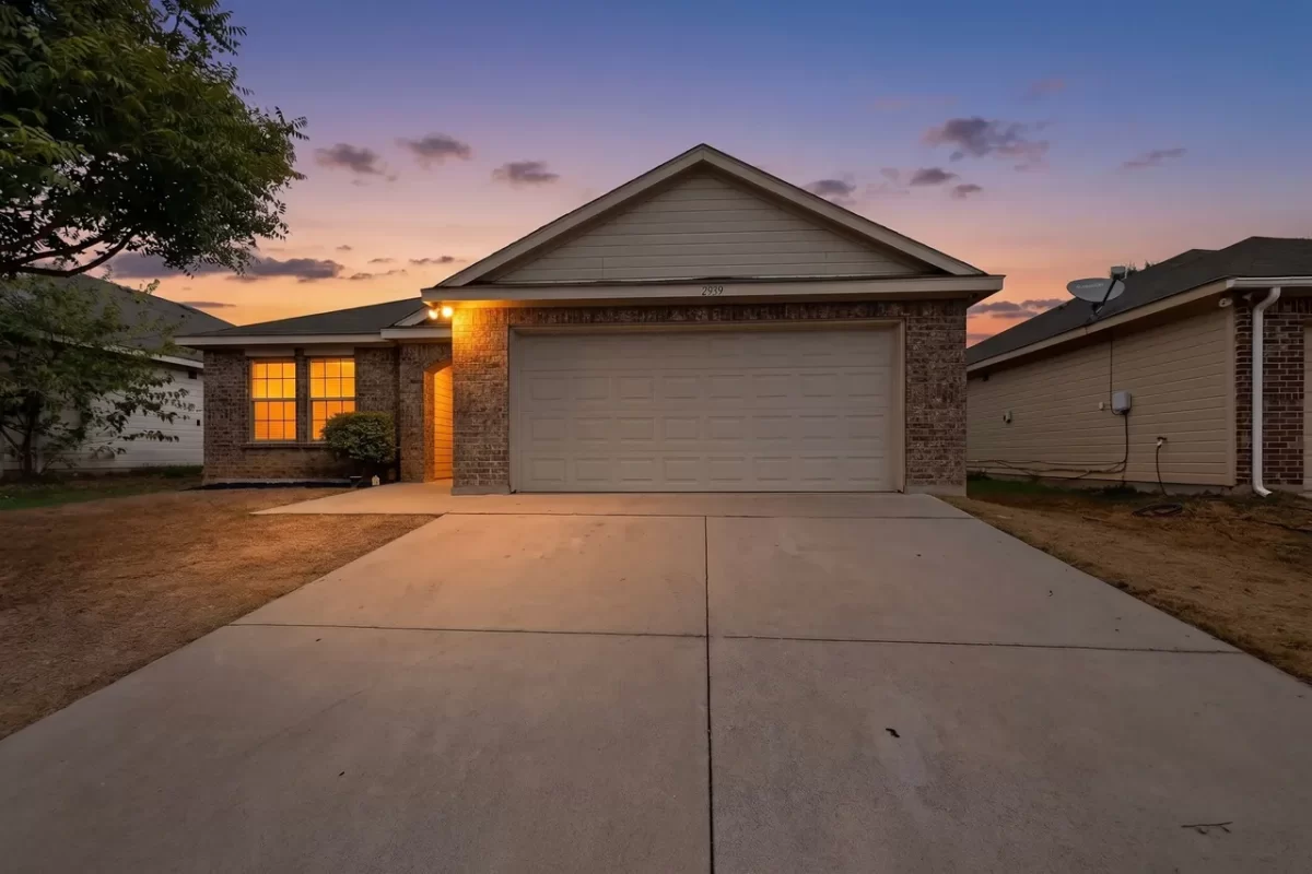 4BR House for Sale in Dallas, TX