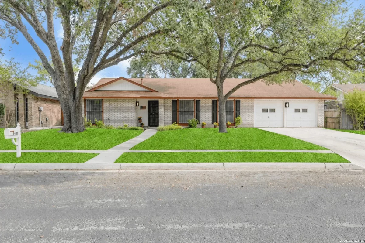 4BR House for Sale in San Antonio, TX