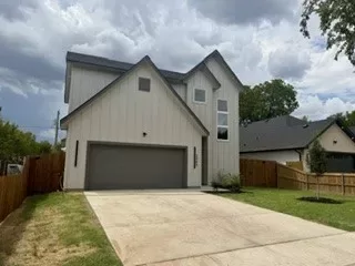 4BR House for Sale in Dallas, TX