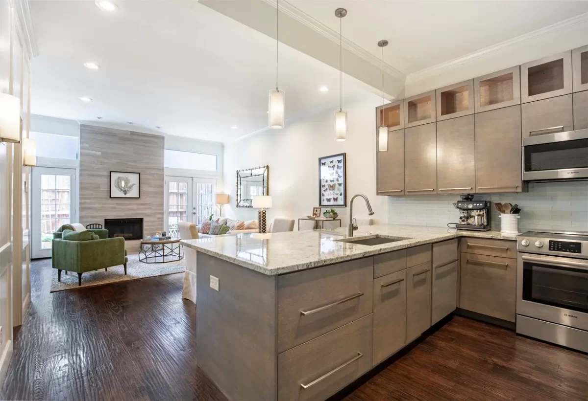 2BR Condo for Sale in Dallas, TX
