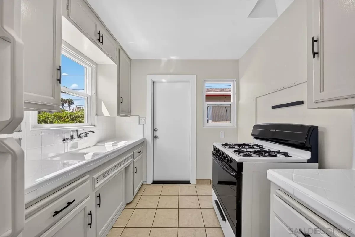 2BR Condo for Rent in San Diego, CA