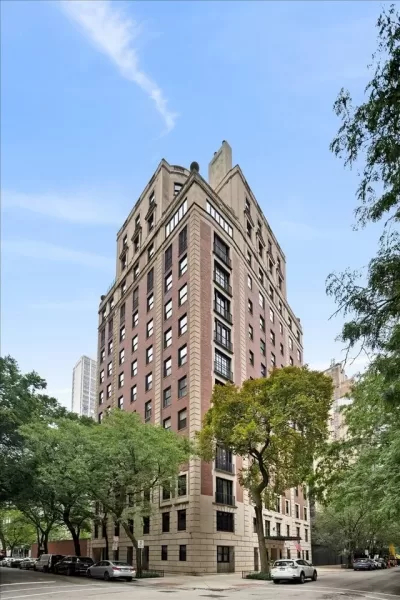 3BR Condo for Sale in Chicago, IL