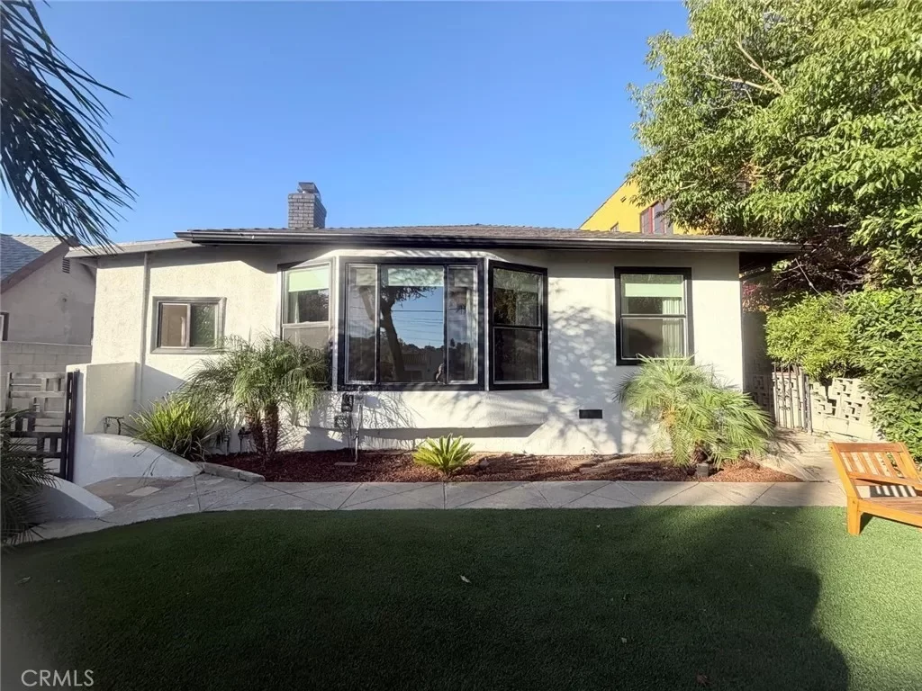 2BR House for Rent in Los Angeles, CA
