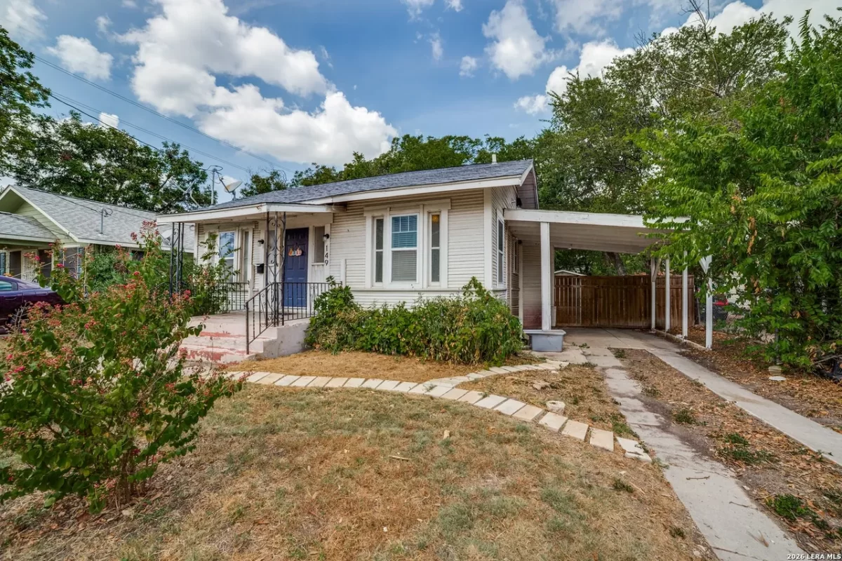 2BR House for Rent in San Antonio, TX