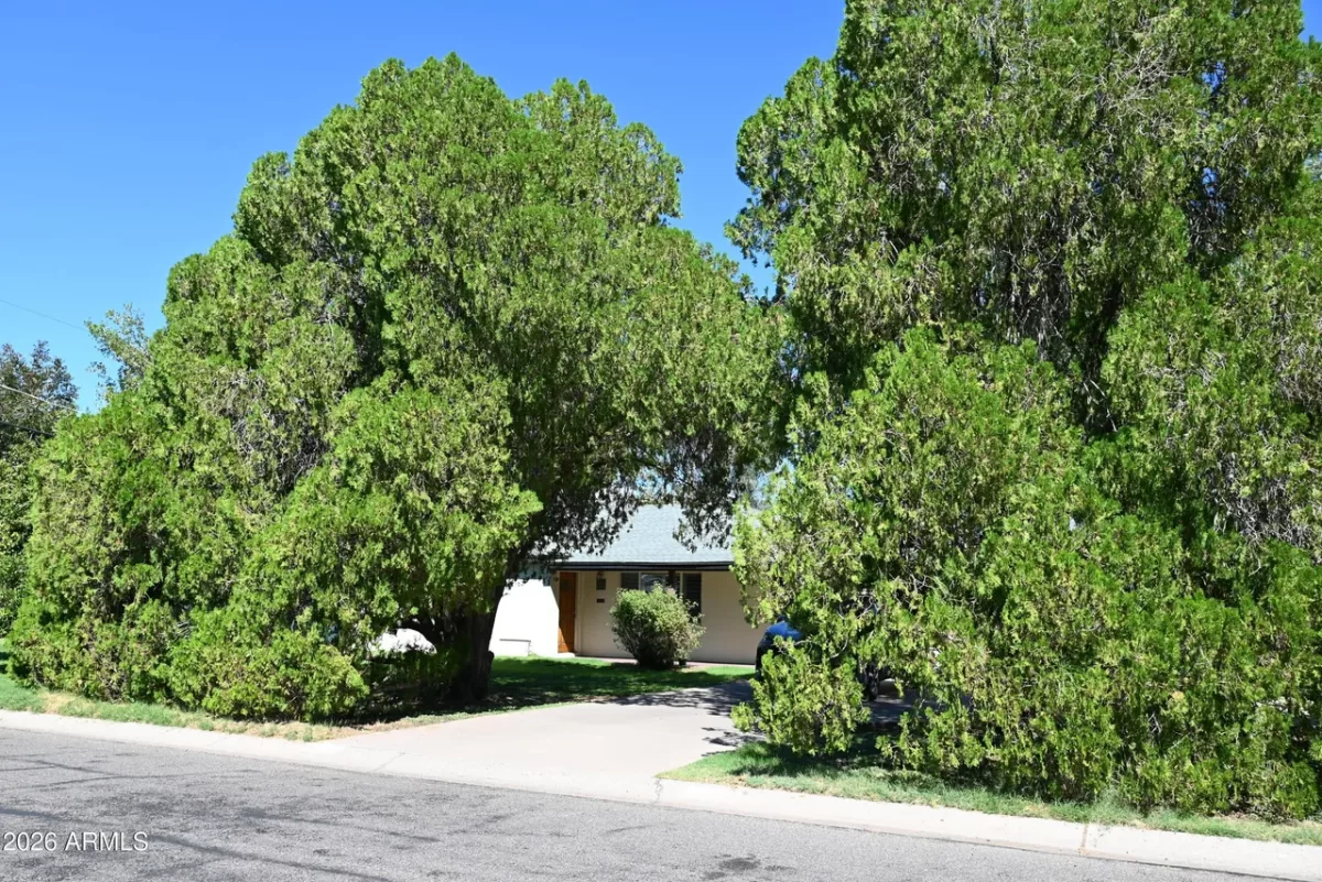 4BR House for Sale in Phoenix, AZ