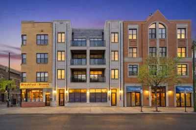 2BR Condo for Sale in Chicago, IL