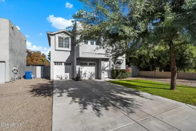 4BR House for Sale in Phoenix, AZ