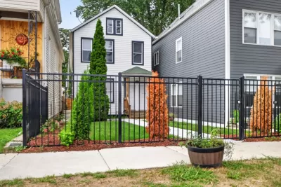 8BR Multi-Family for Sale in Chicago, IL